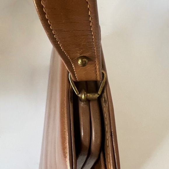 Vintage 1950's Viki Original Brown Leather Handbag with Beige Lining - Picture 9 of 9